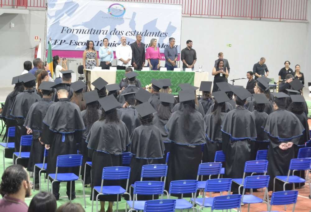 Escola Técnica de Santa Maria realiza cerimonia de formatura para os cursos de qualificação profissional