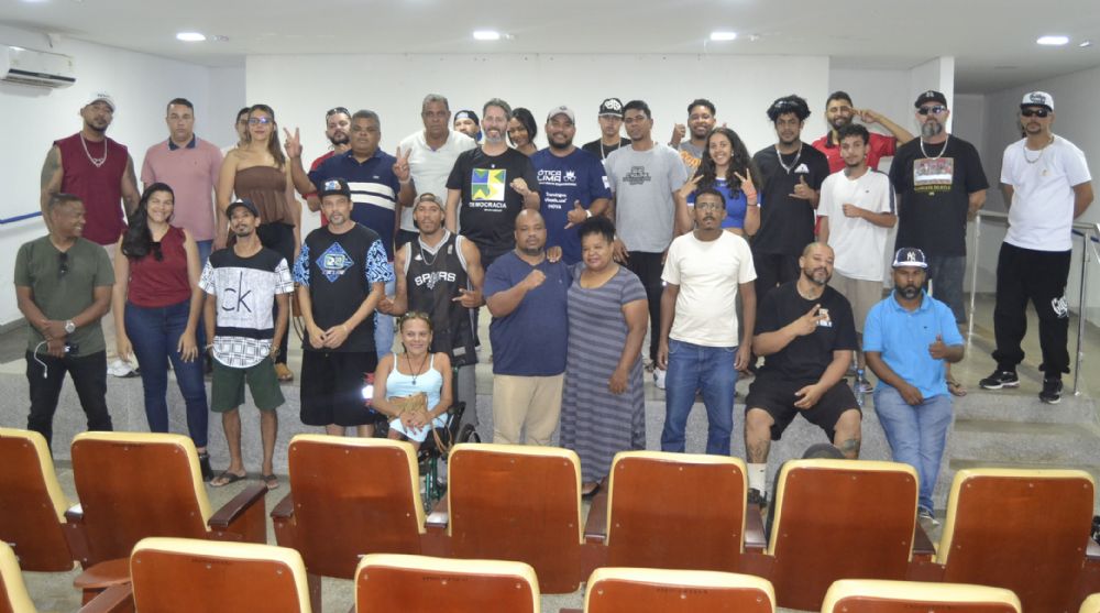(Fotos) Leandro Grass propõe qualificação para agentes culturais de Santa Maria angariar recursos públicos